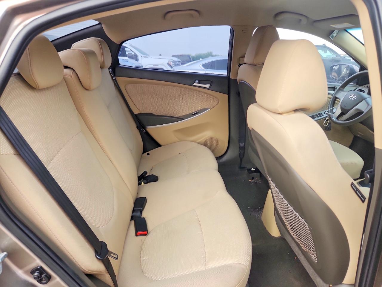 2014 HYUNDAI ACCENT GLS photo 28