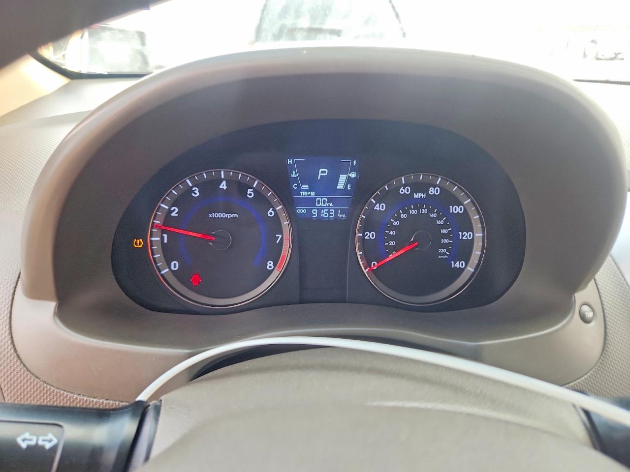 2014 HYUNDAI ACCENT GLS photo 25