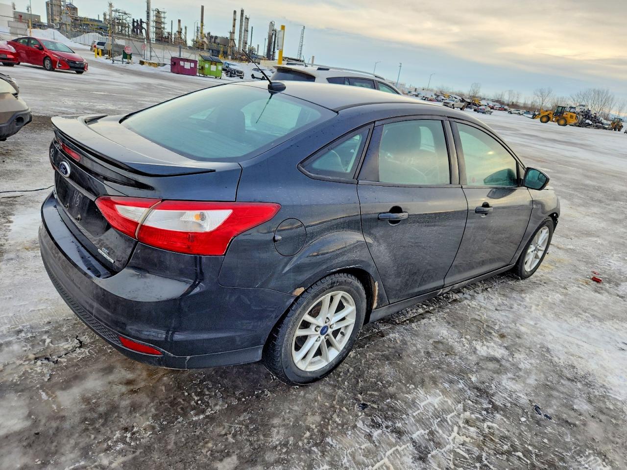 2014 FORD FOCUS SE photo 3