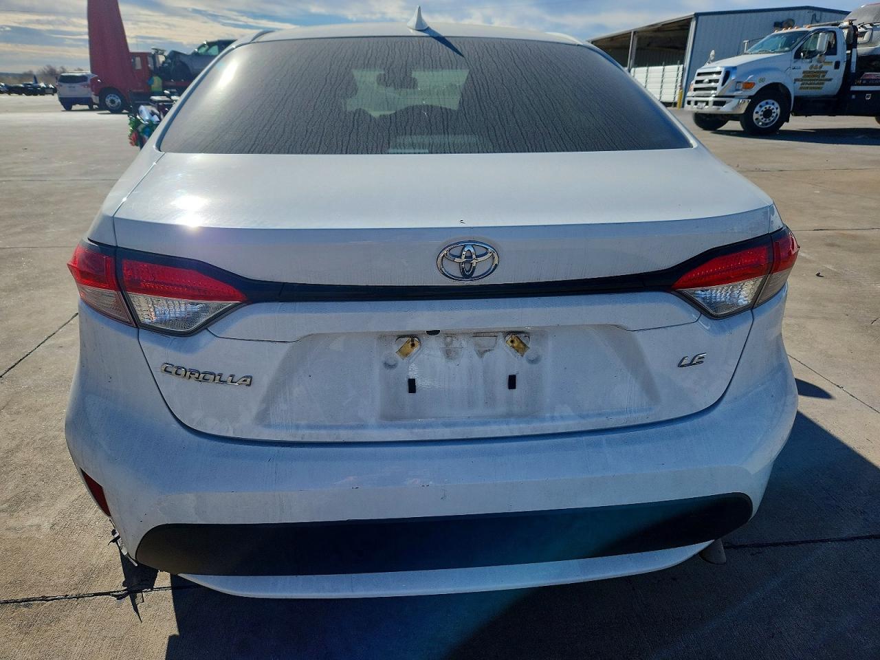 2022 TOYOTA COROLLA LE photo 6