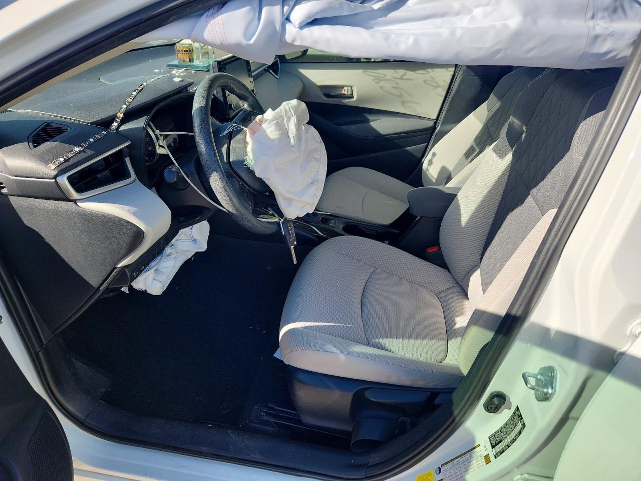 2022 TOYOTA COROLLA LE photo 7