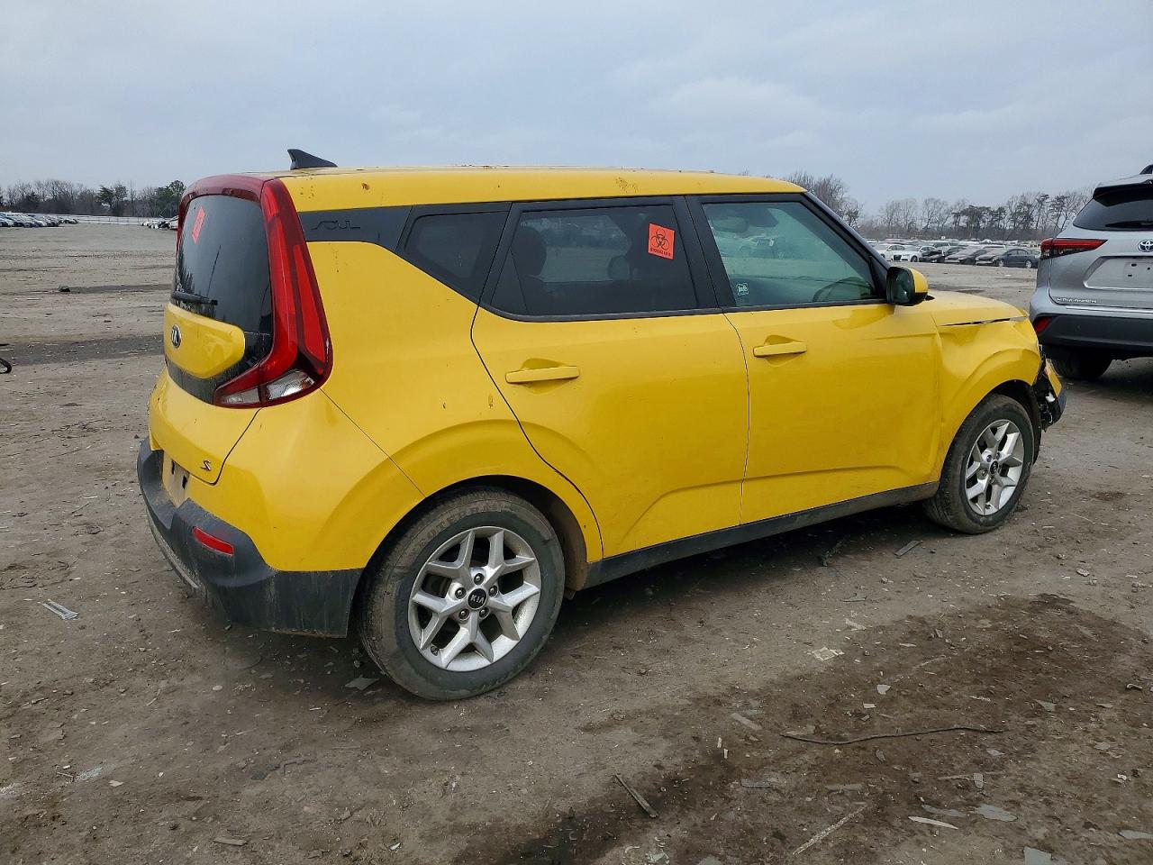 2020 KIA SOUL LX photo 3