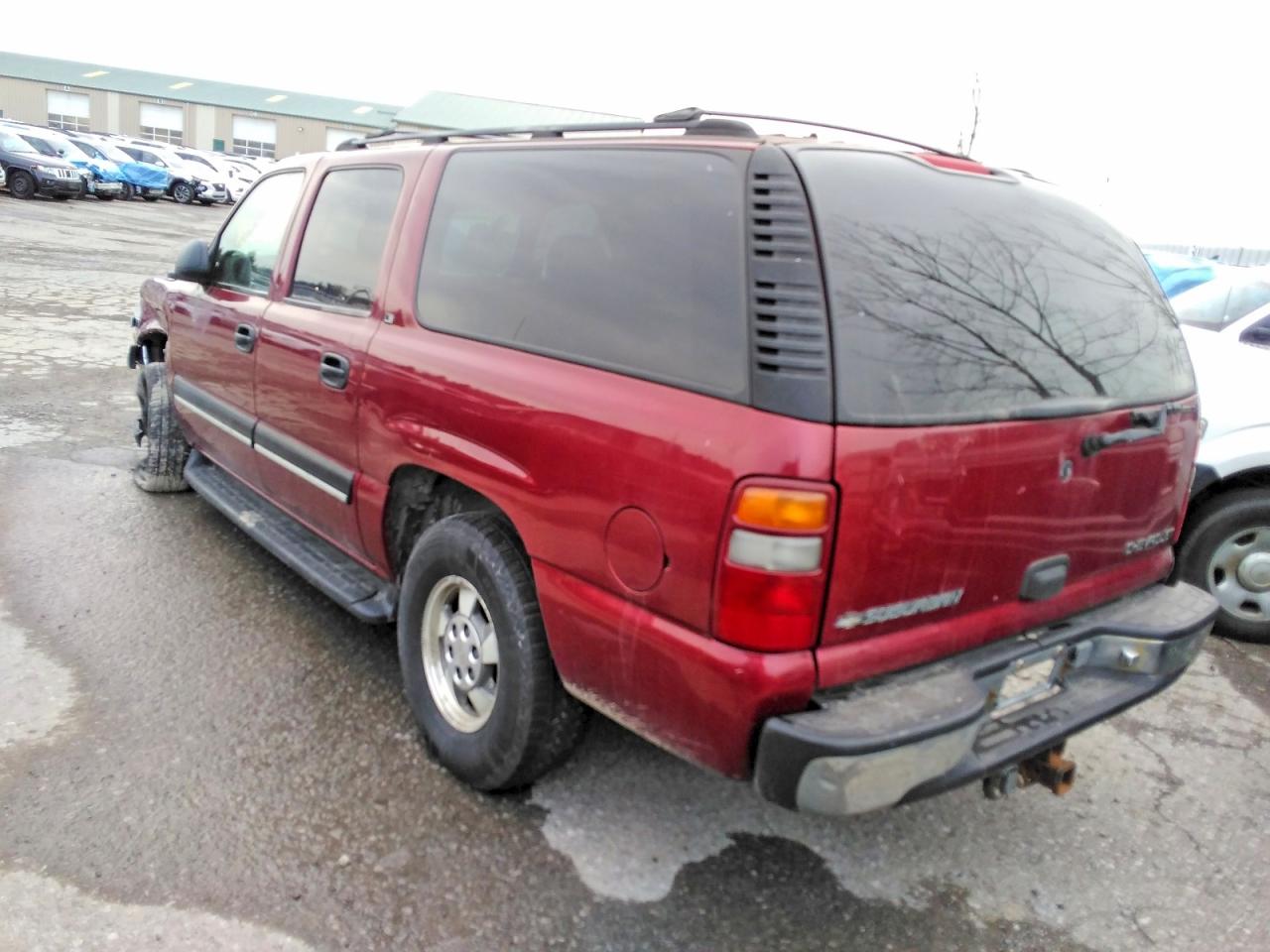 2002 CHEVROLET SUBURBAN K1500 photo 2