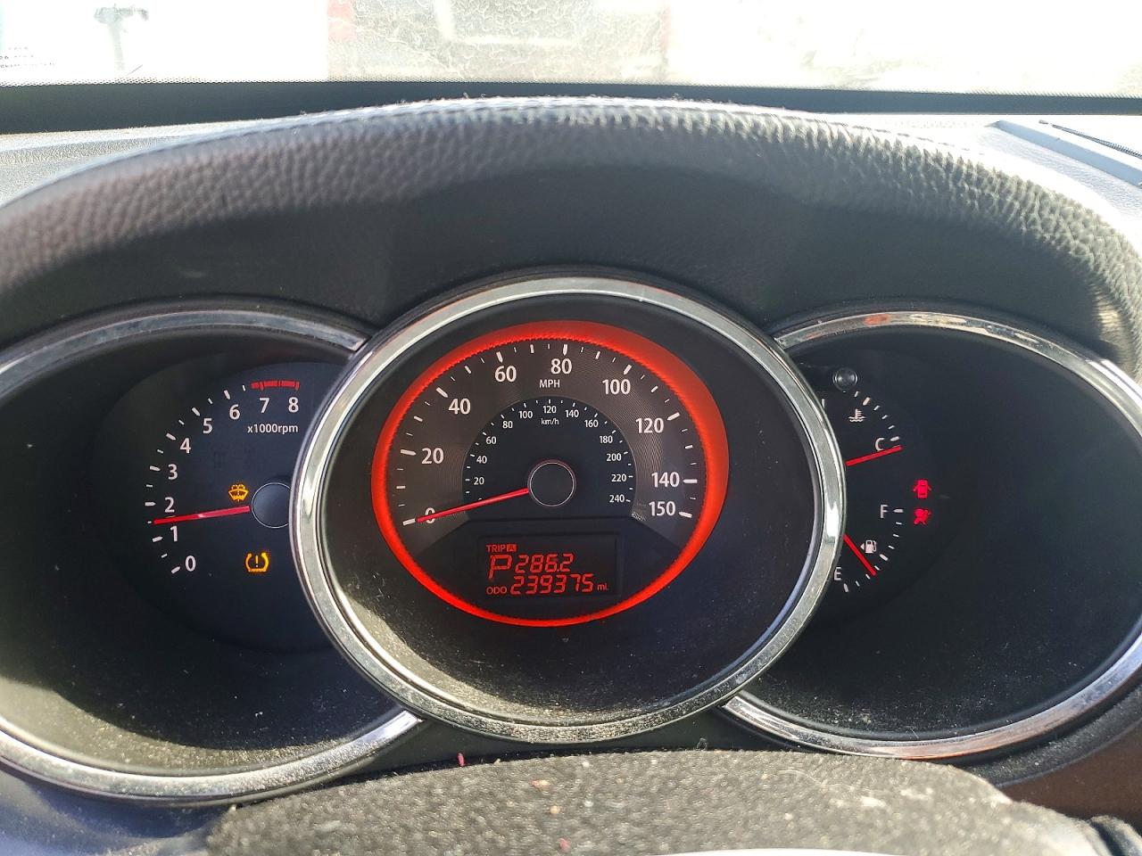 2011 KIA SORENTO SX photo 9