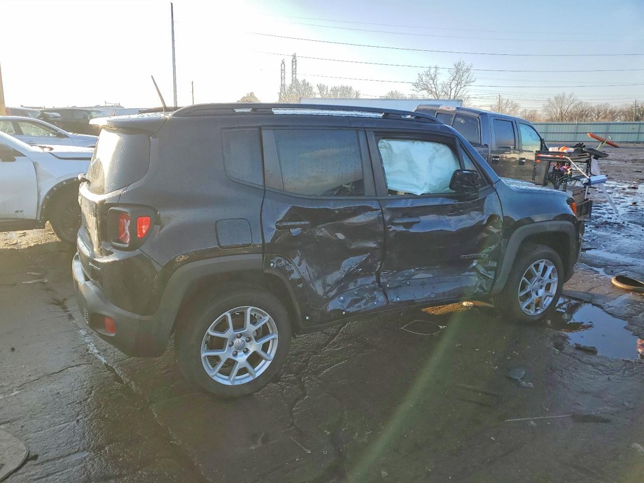 2019 JEEP RENEGADE SPORT photo 3