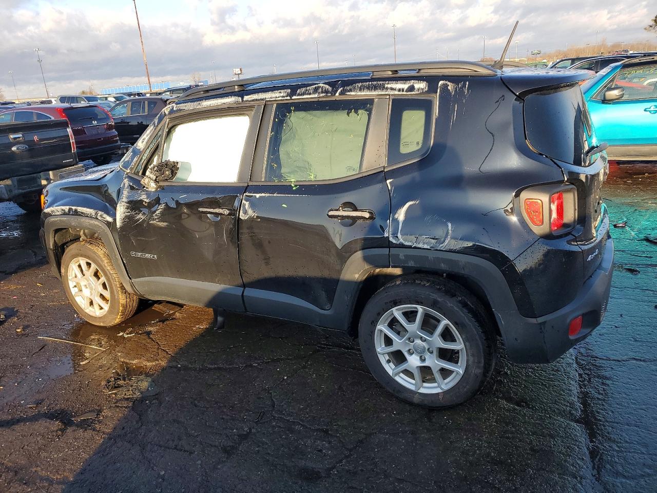 2019 JEEP RENEGADE SPORT photo 2