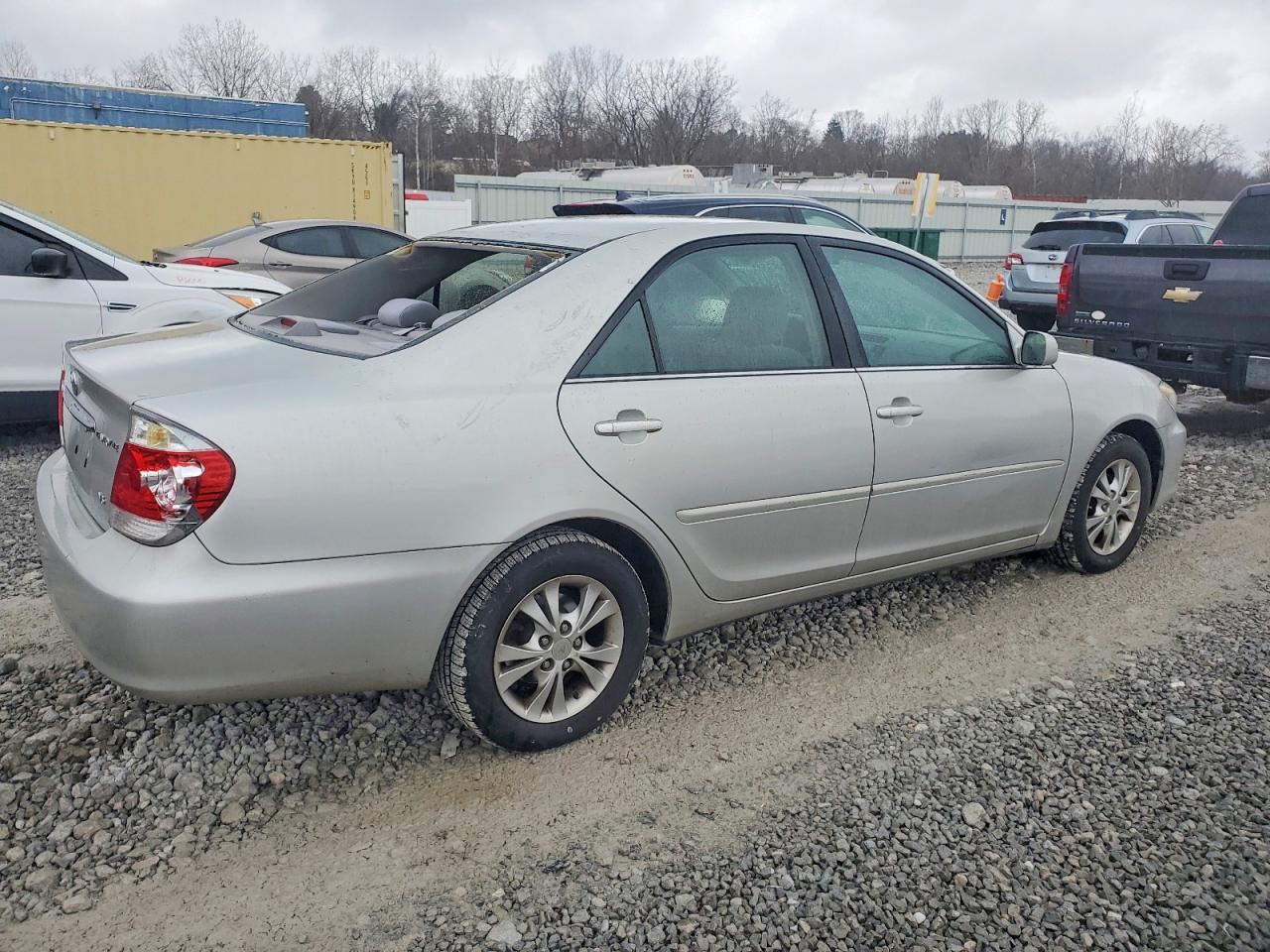 2006 TOYOTA CAMRY LE V6 photo 5