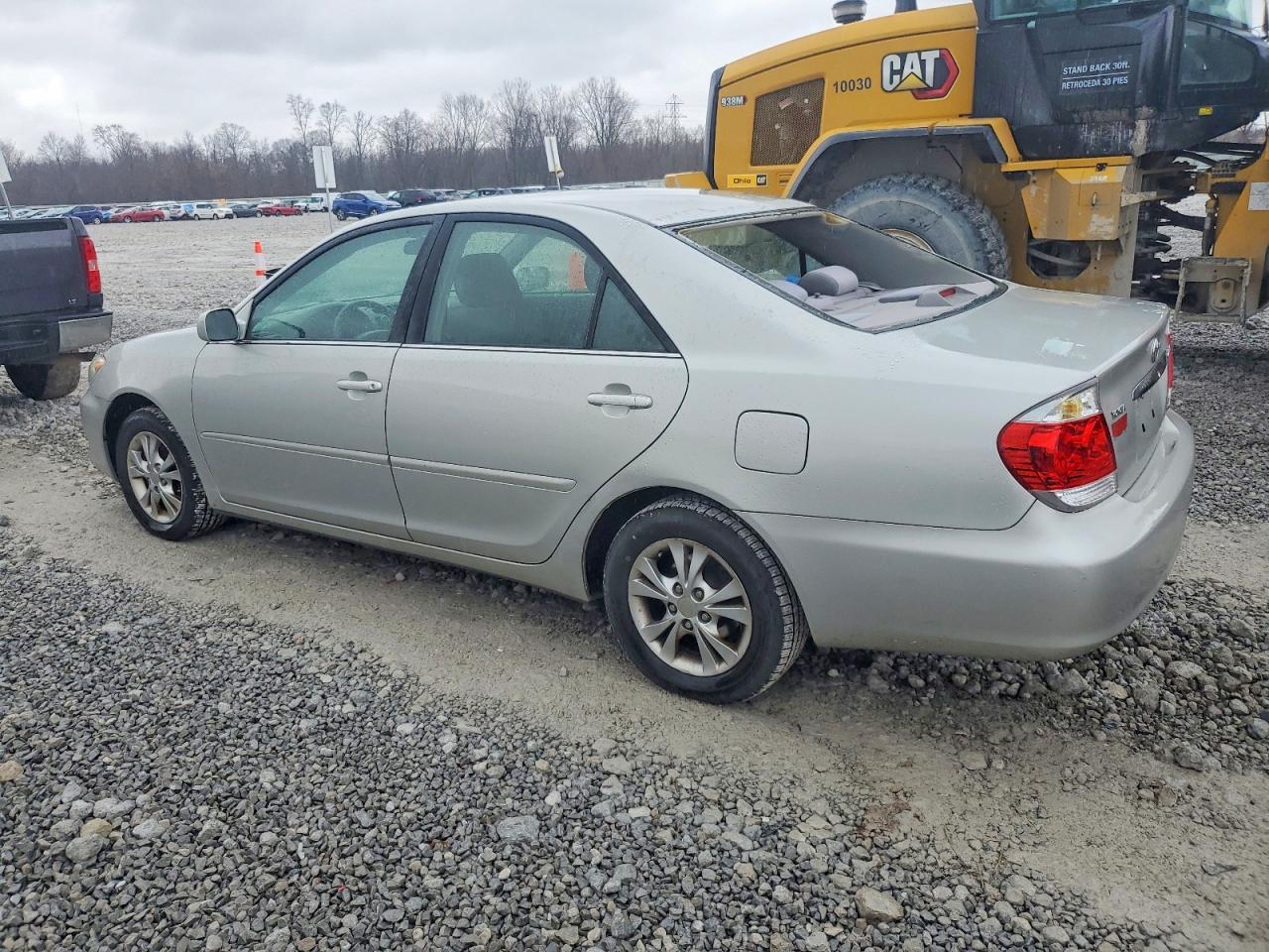 2006 TOYOTA CAMRY LE V6 photo 3