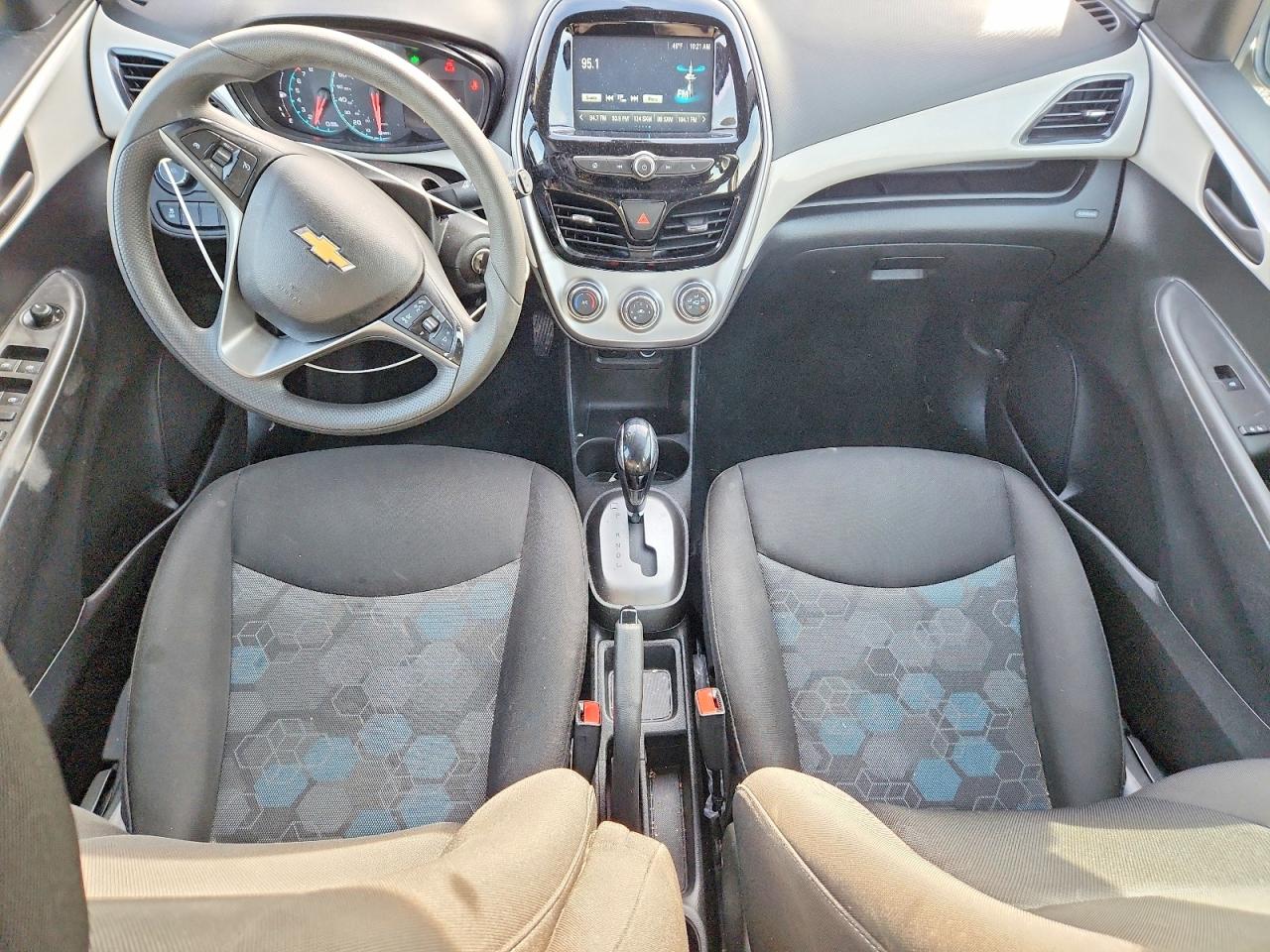 2018 CHEVROLET SPARK 1LT photo 8