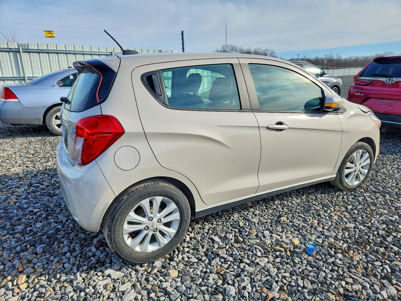 2018 CHEVROLET SPARK 1LT photo 3