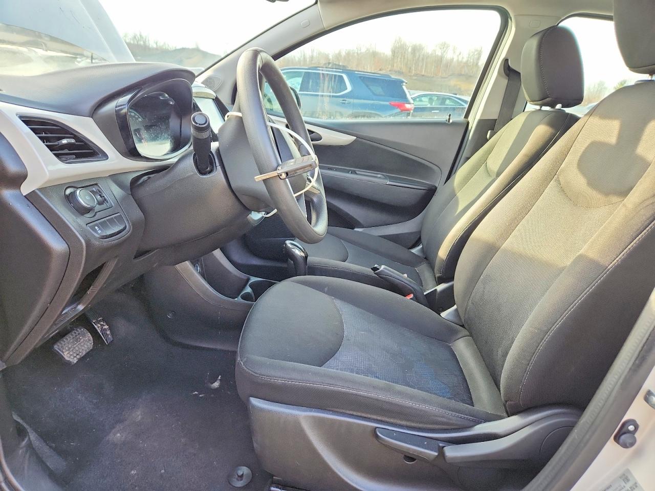 2018 CHEVROLET SPARK 1LT photo 7