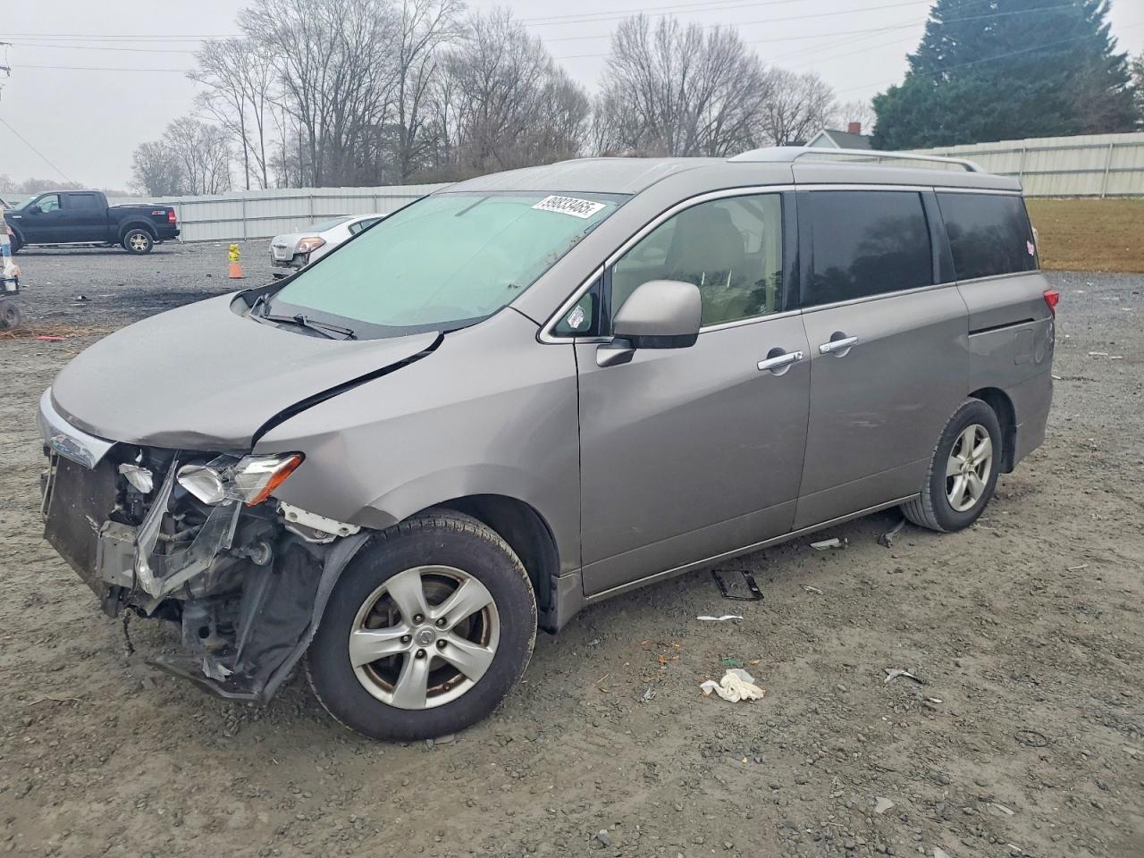 2013 NISSAN QUEST
