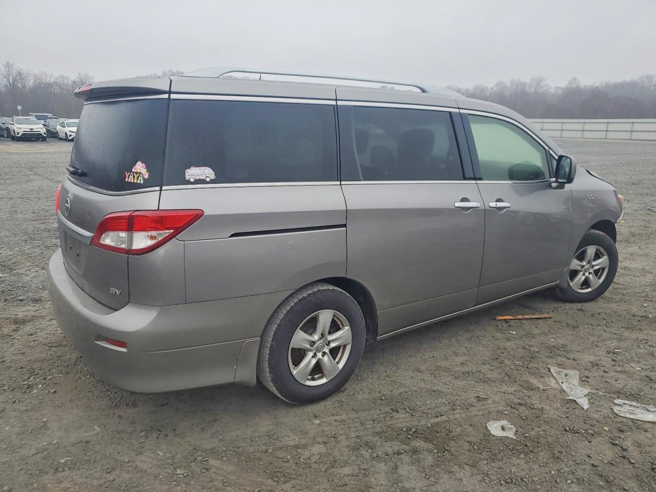 2013 NISSAN QUEST S photo 3