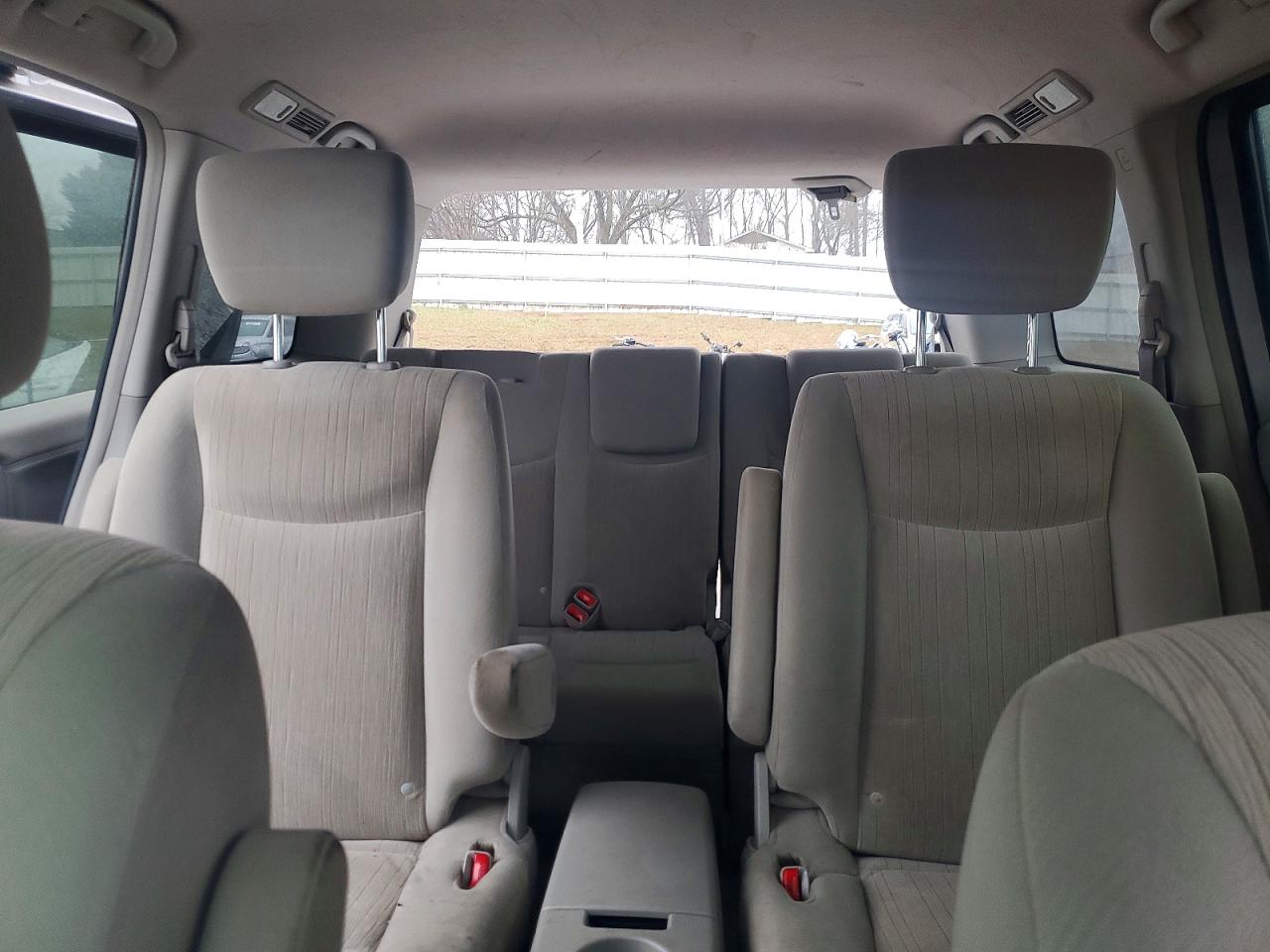 2013 NISSAN QUEST S photo 10