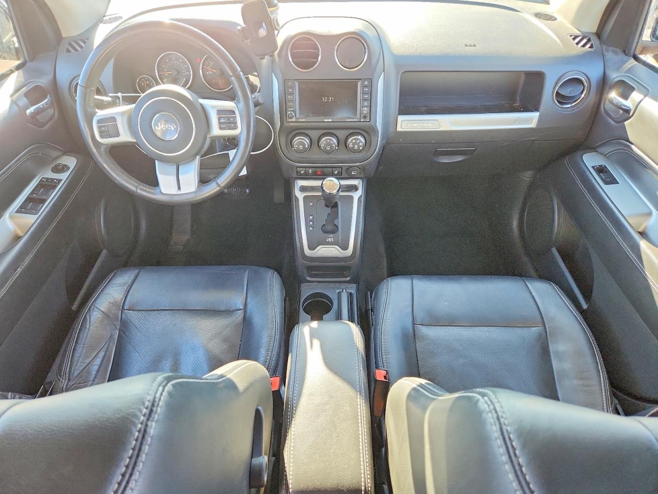 2017 JEEP COMPASS LATITUDE photo 8