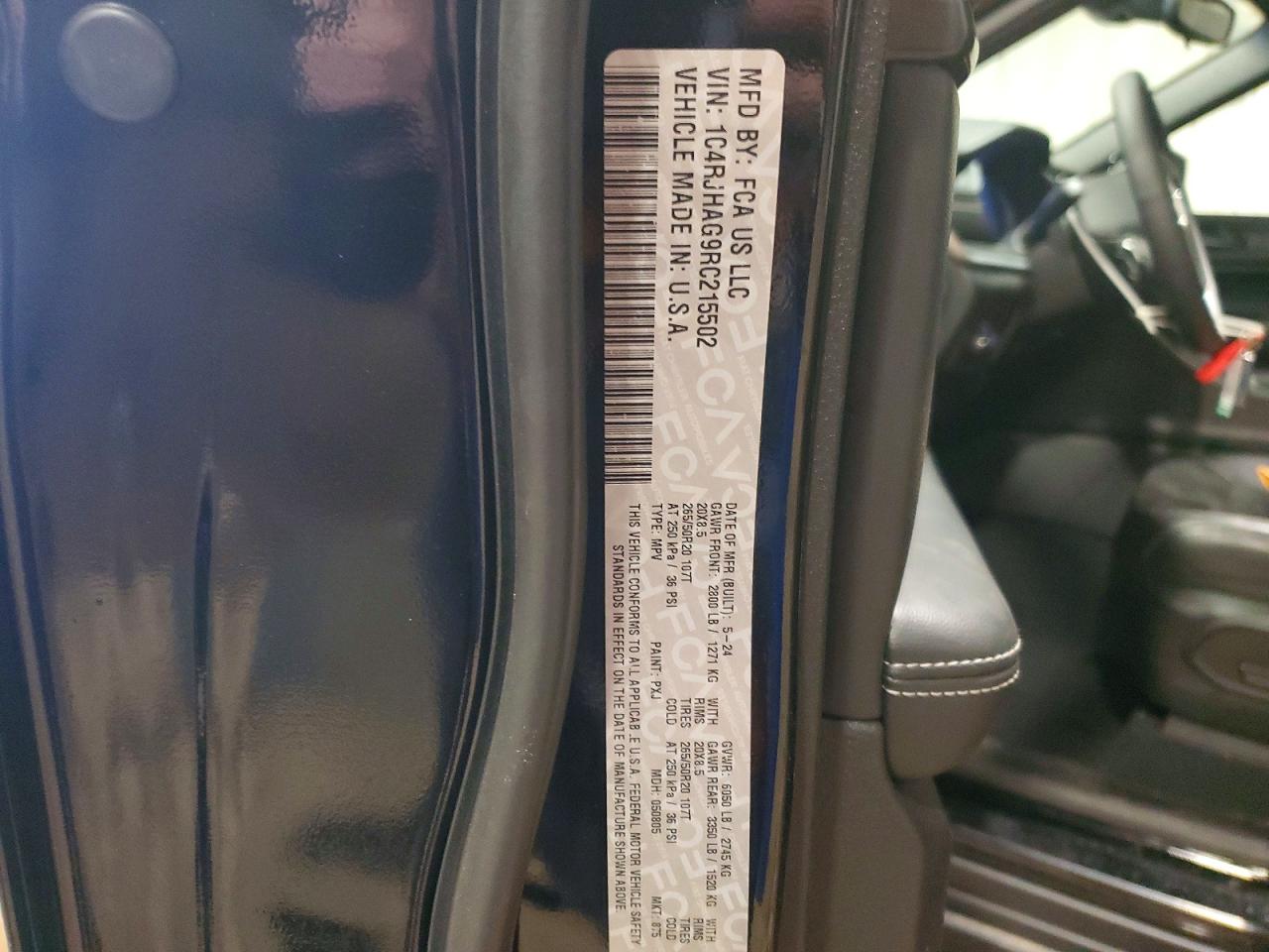2024 JEEP GRAND CHEROKEE LAREDO photo 13