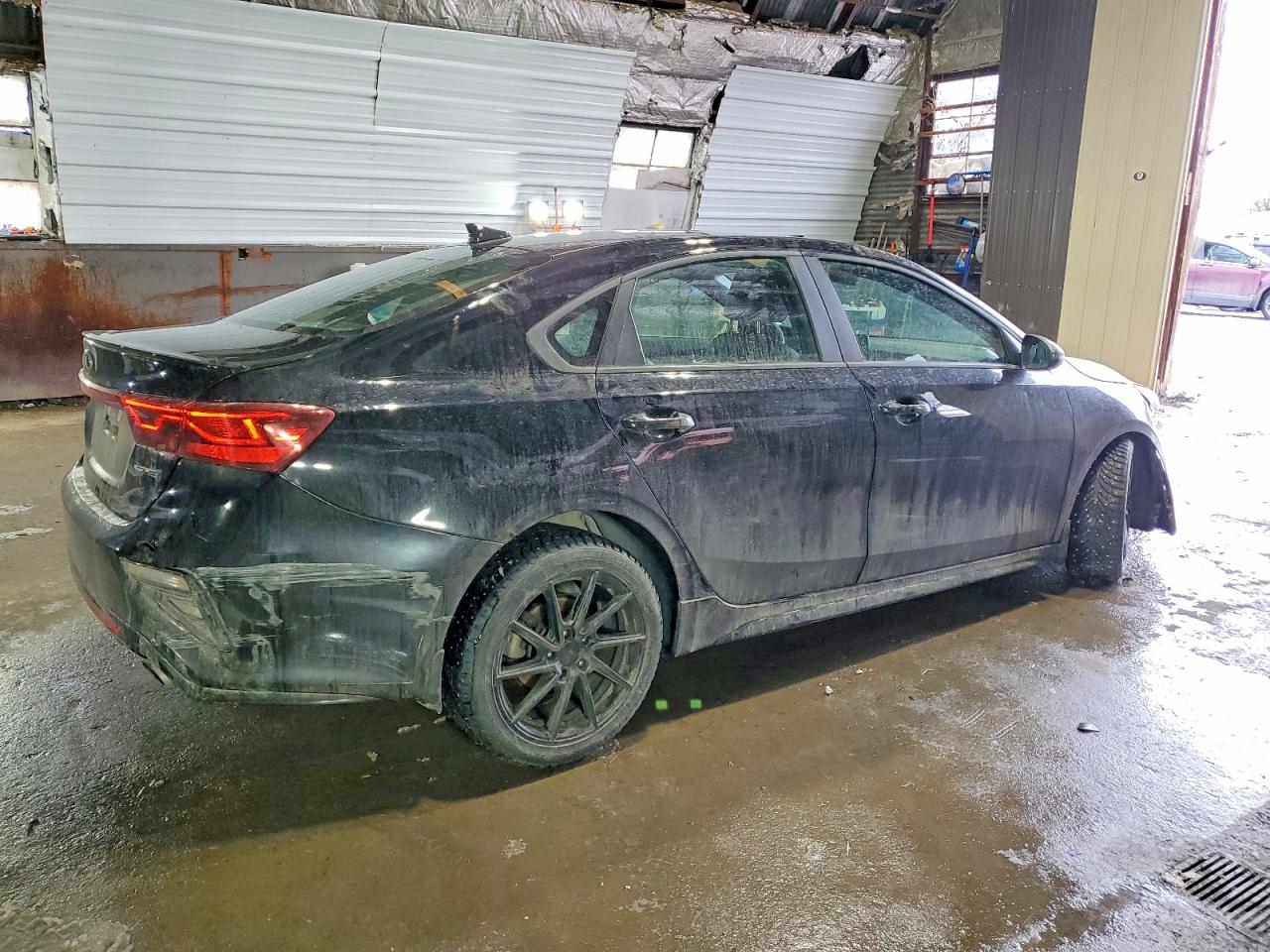 2021 KIA FORTE GT LINE photo 3