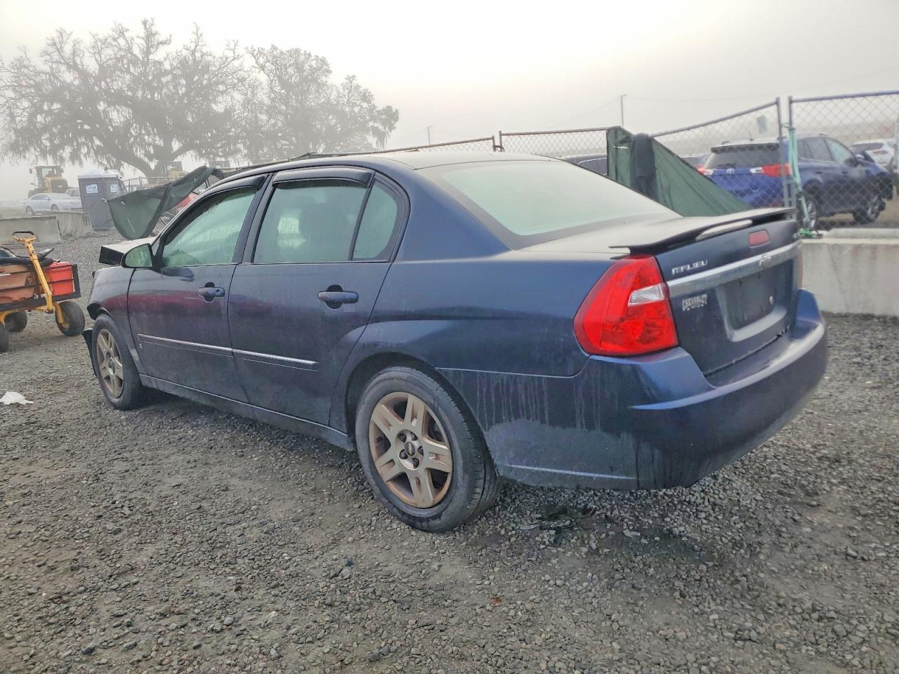 2007 CHEVROLET MALIBU LT photo 2
