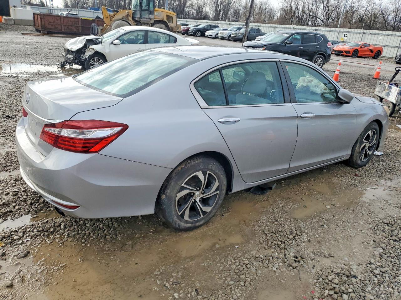 2017 HONDA ACCORD LX photo 3