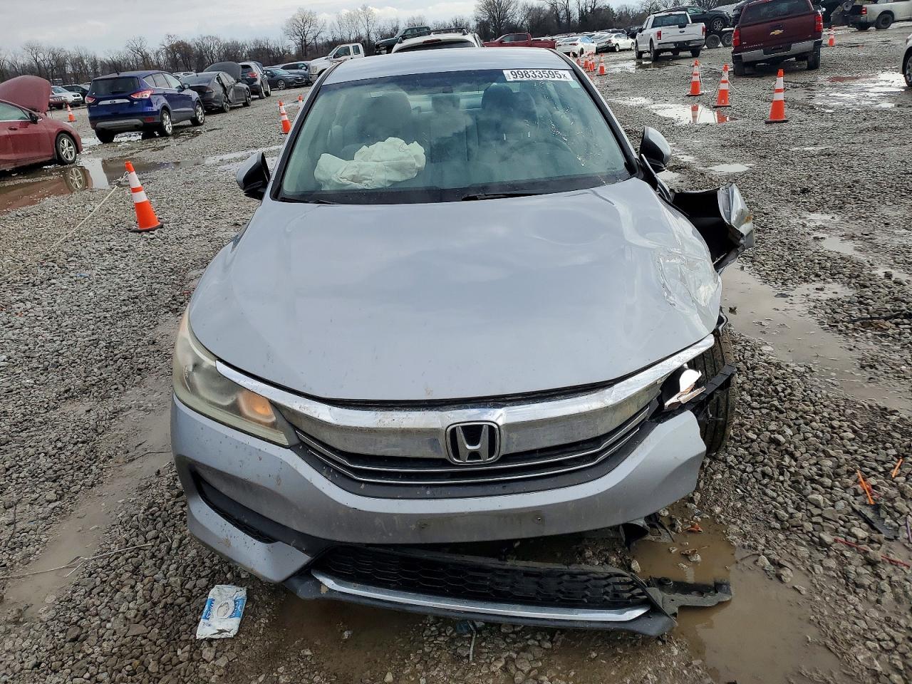 2017 HONDA ACCORD LX photo 5