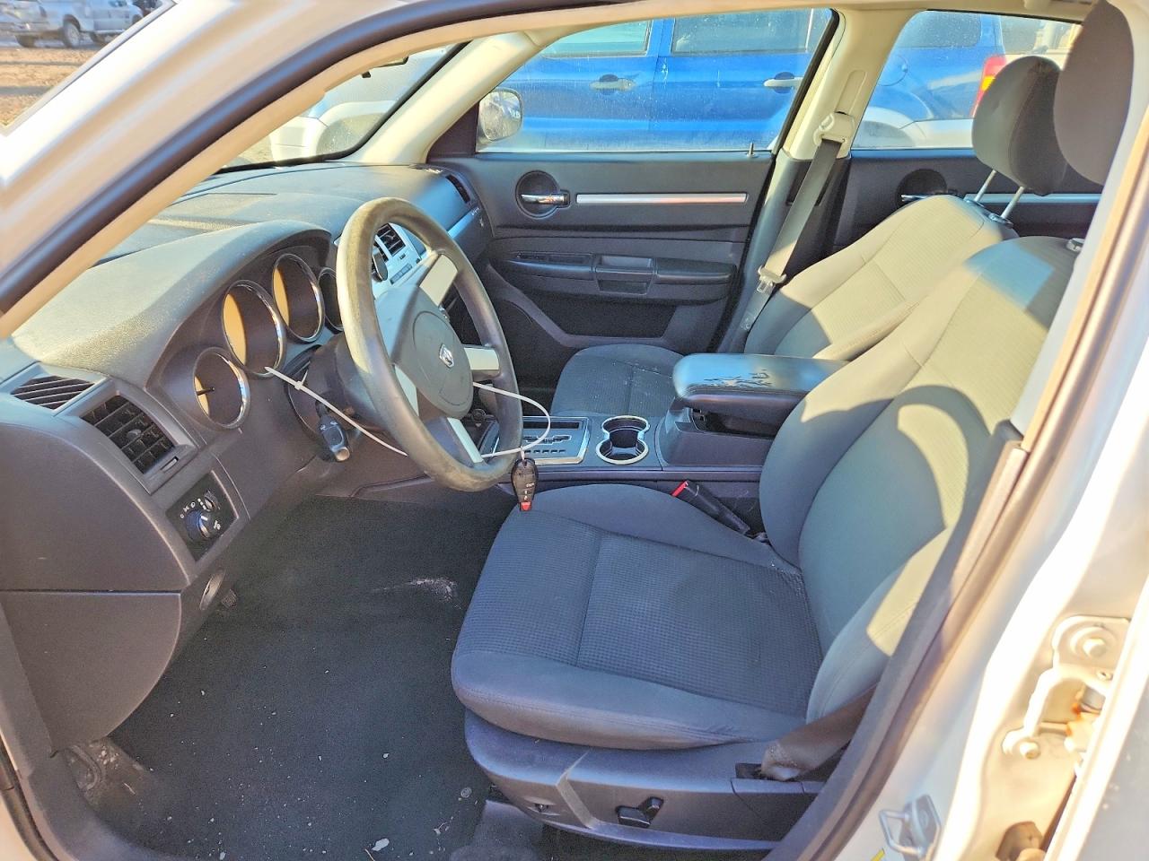 2010 DODGE CHARGER SXT photo 7