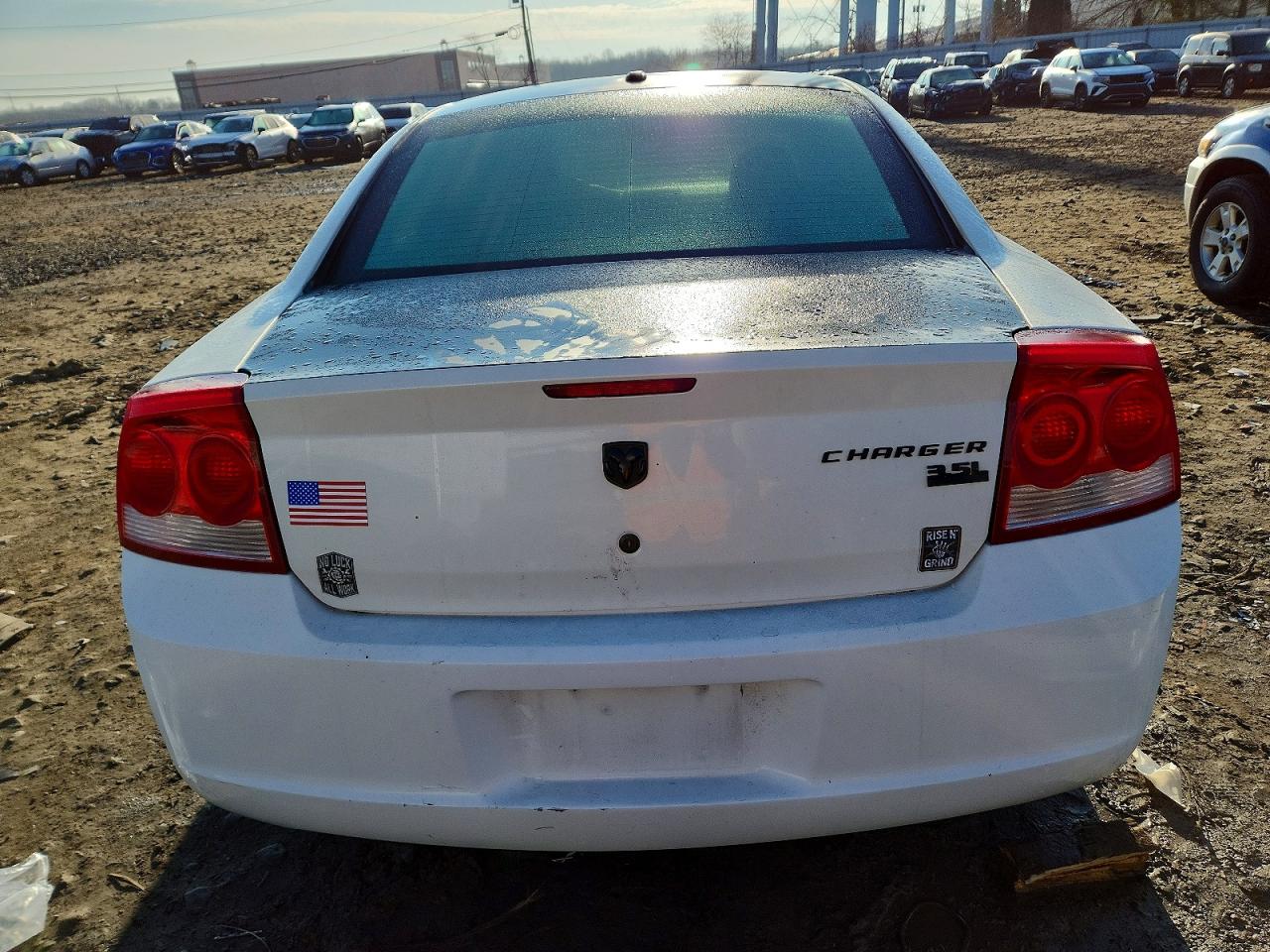 2010 DODGE CHARGER SXT photo 6