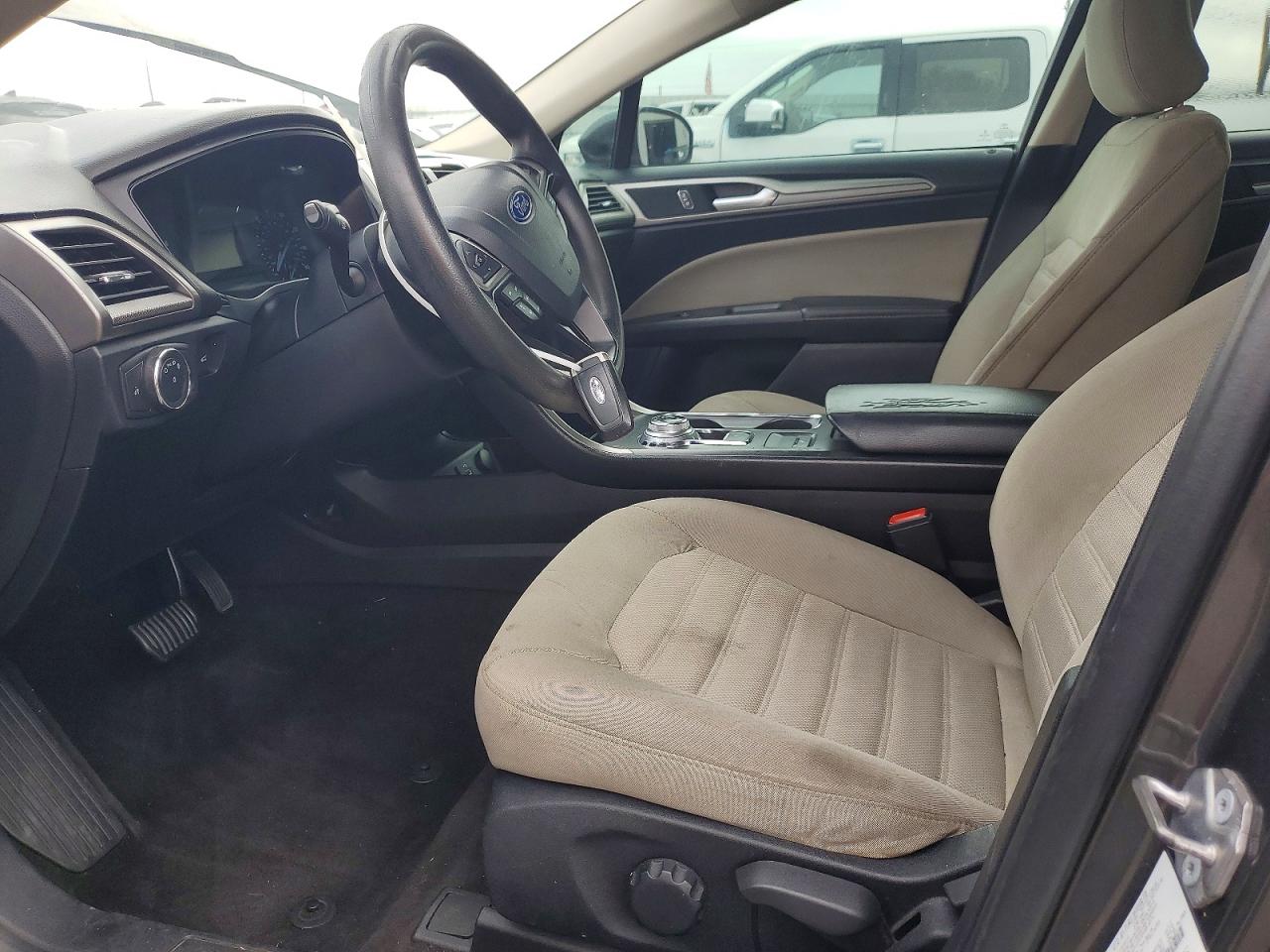 2019 FORD FUSION S photo 12