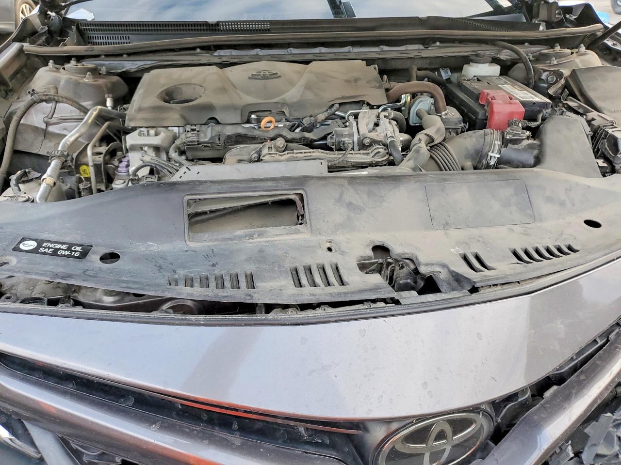 2020 TOYOTA CAMRY SE photo 21