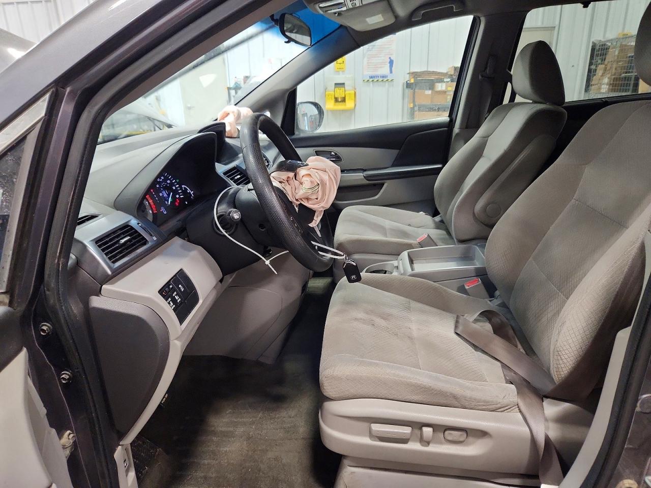 2014 HONDA ODYSSEY EX photo 7