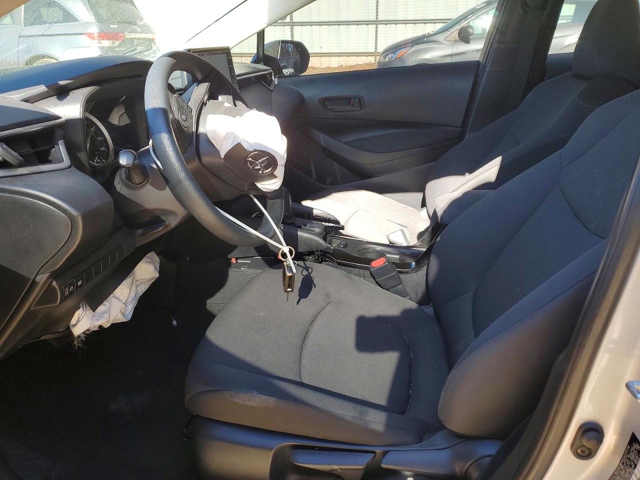 2022 TOYOTA COROLLA LE photo 7