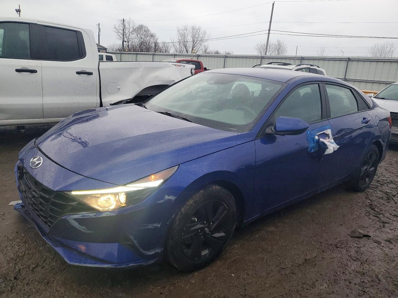 2022 HYUNDAI ELANTRA