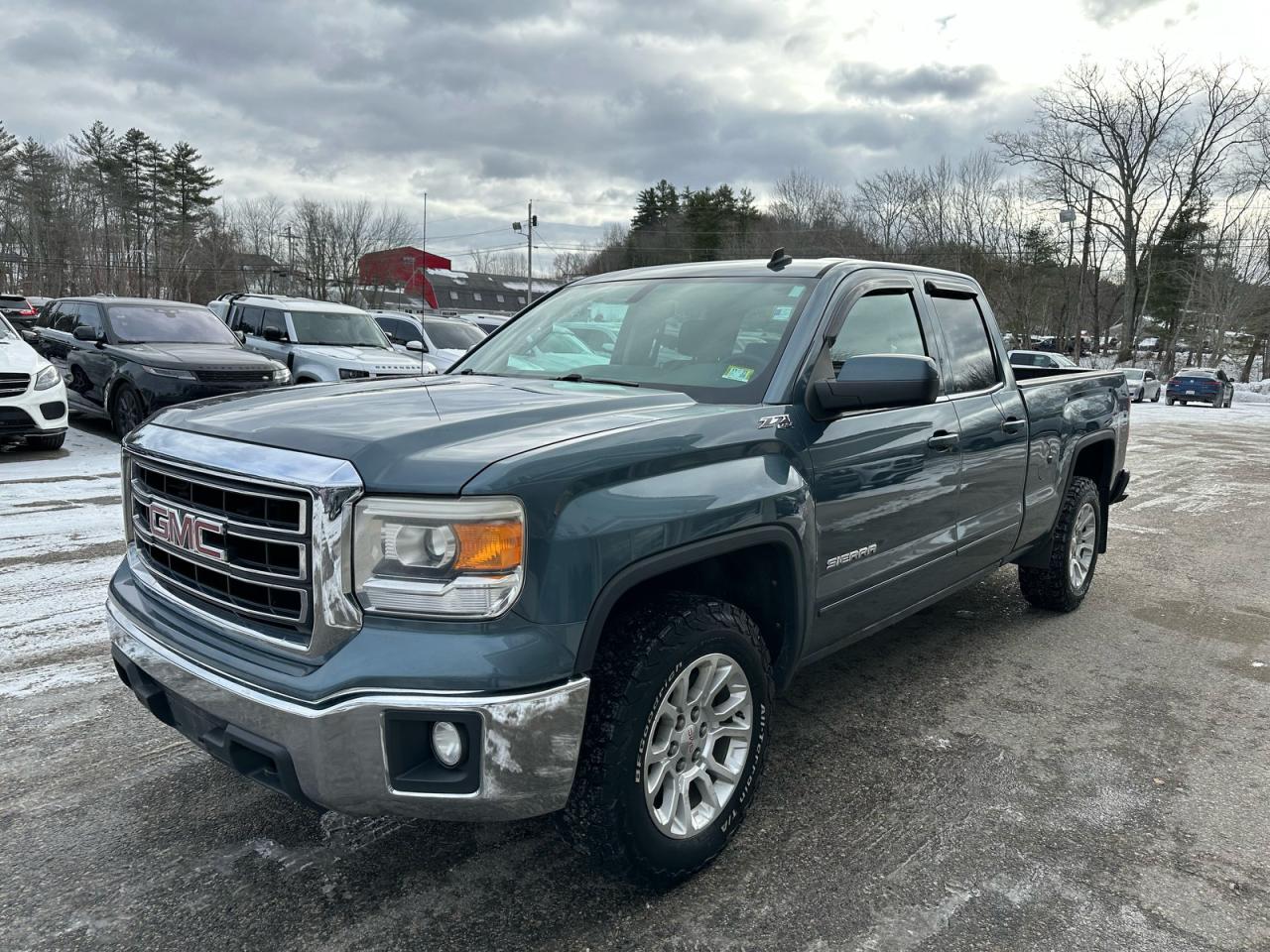 2014 GMC SIERRA K1500 SLE photo 2