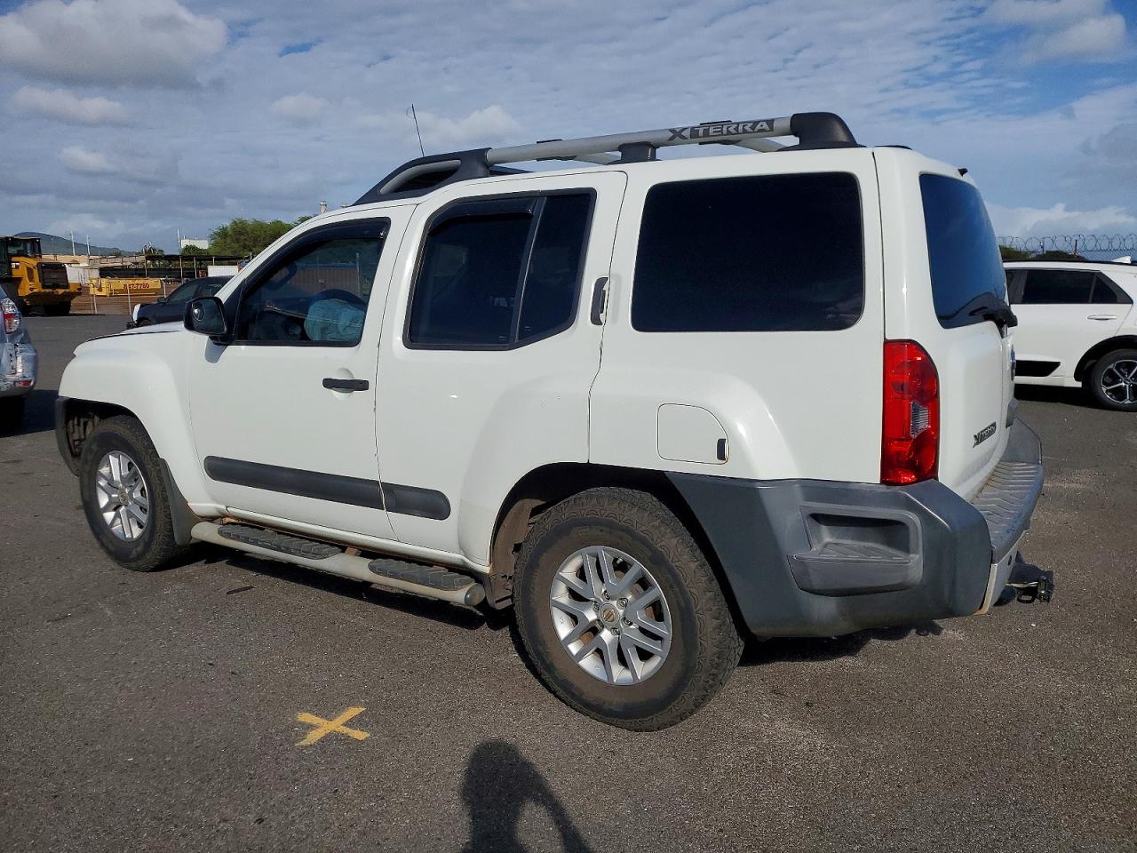 2014 NISSAN XTERRA X photo 2