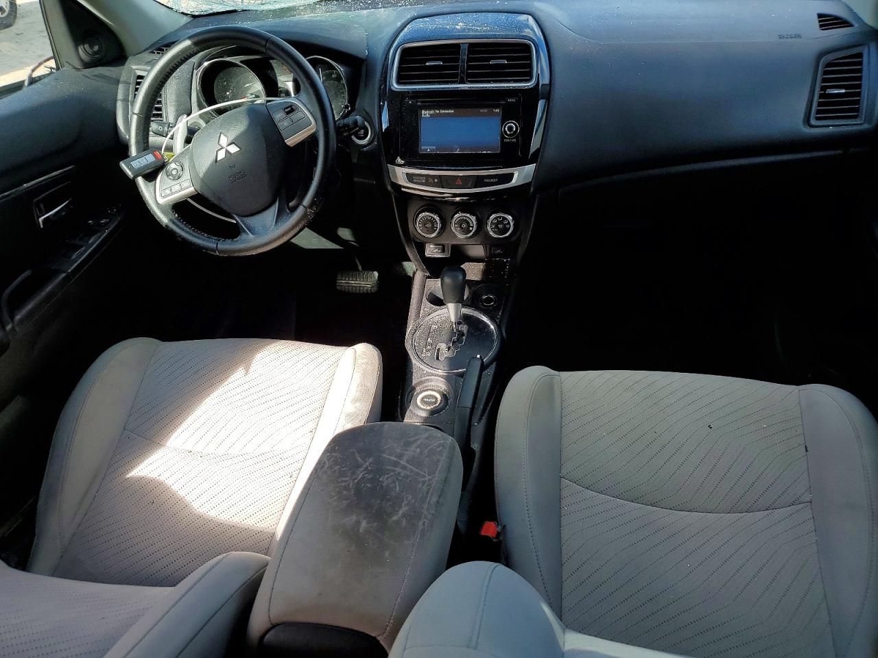 2015 MITSUBISHI OUTLANDER SPORT SE photo 8