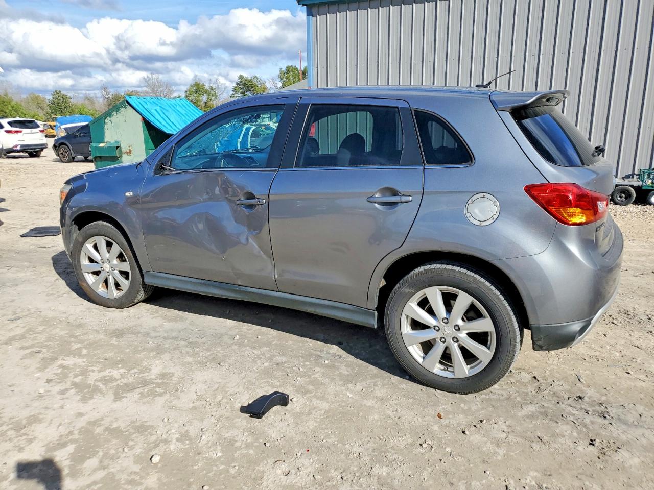 2015 MITSUBISHI OUTLANDER SPORT SE photo 2