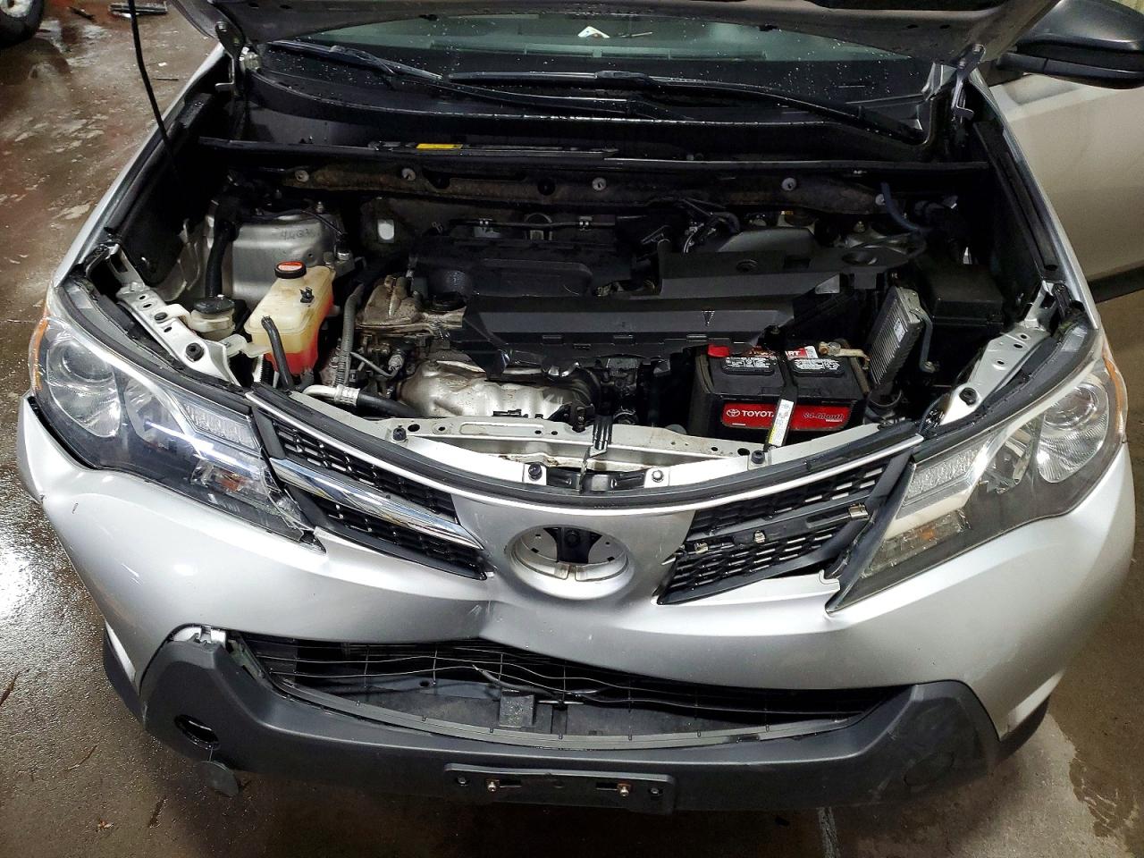 2015 TOYOTA RAV4 LE photo 12