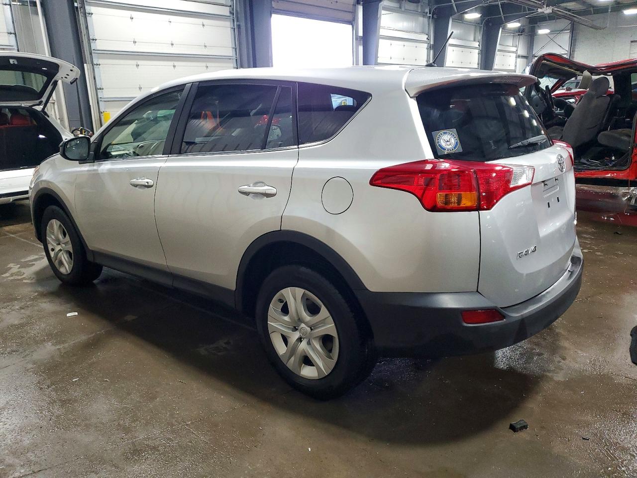 2015 TOYOTA RAV4 LE photo 2