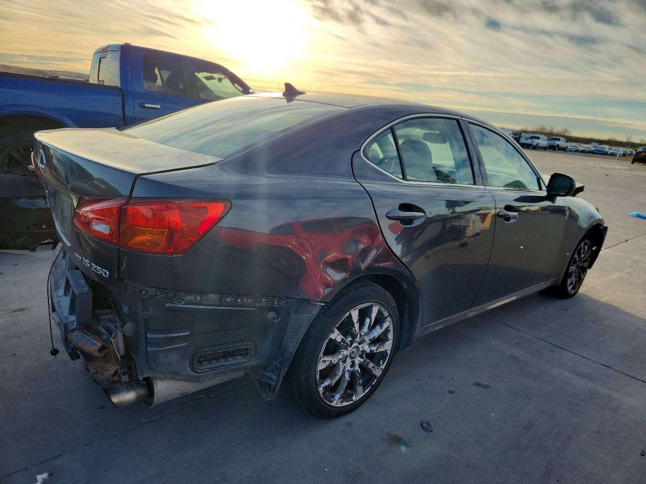2008 LEXUS IS 250 photo 3