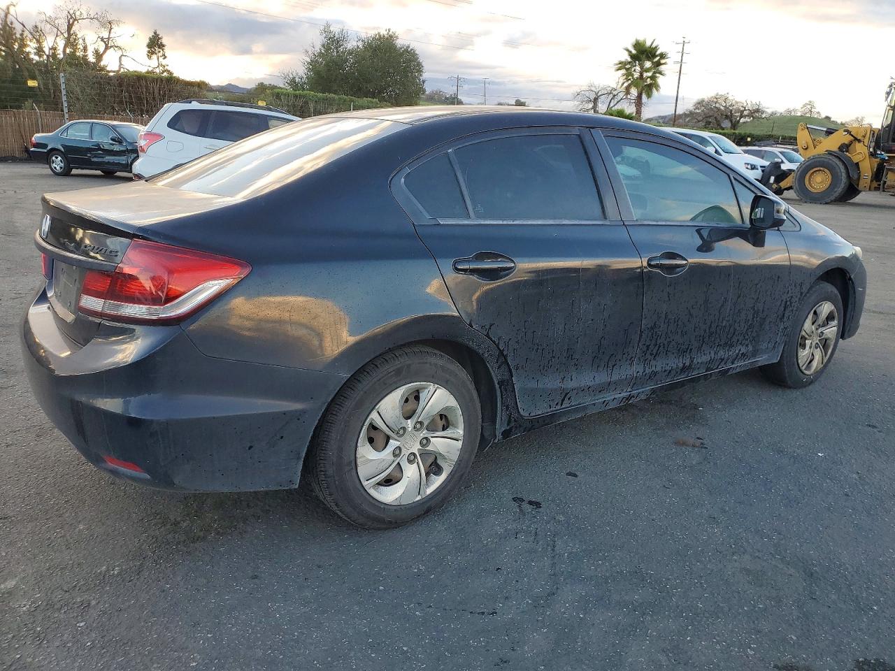 2013 HONDA CIVIC LX photo 5