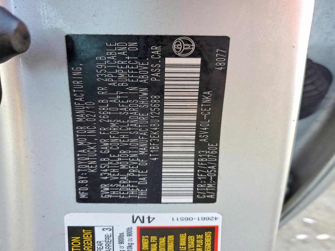 2011 TOYOTA CAMRY photo 12