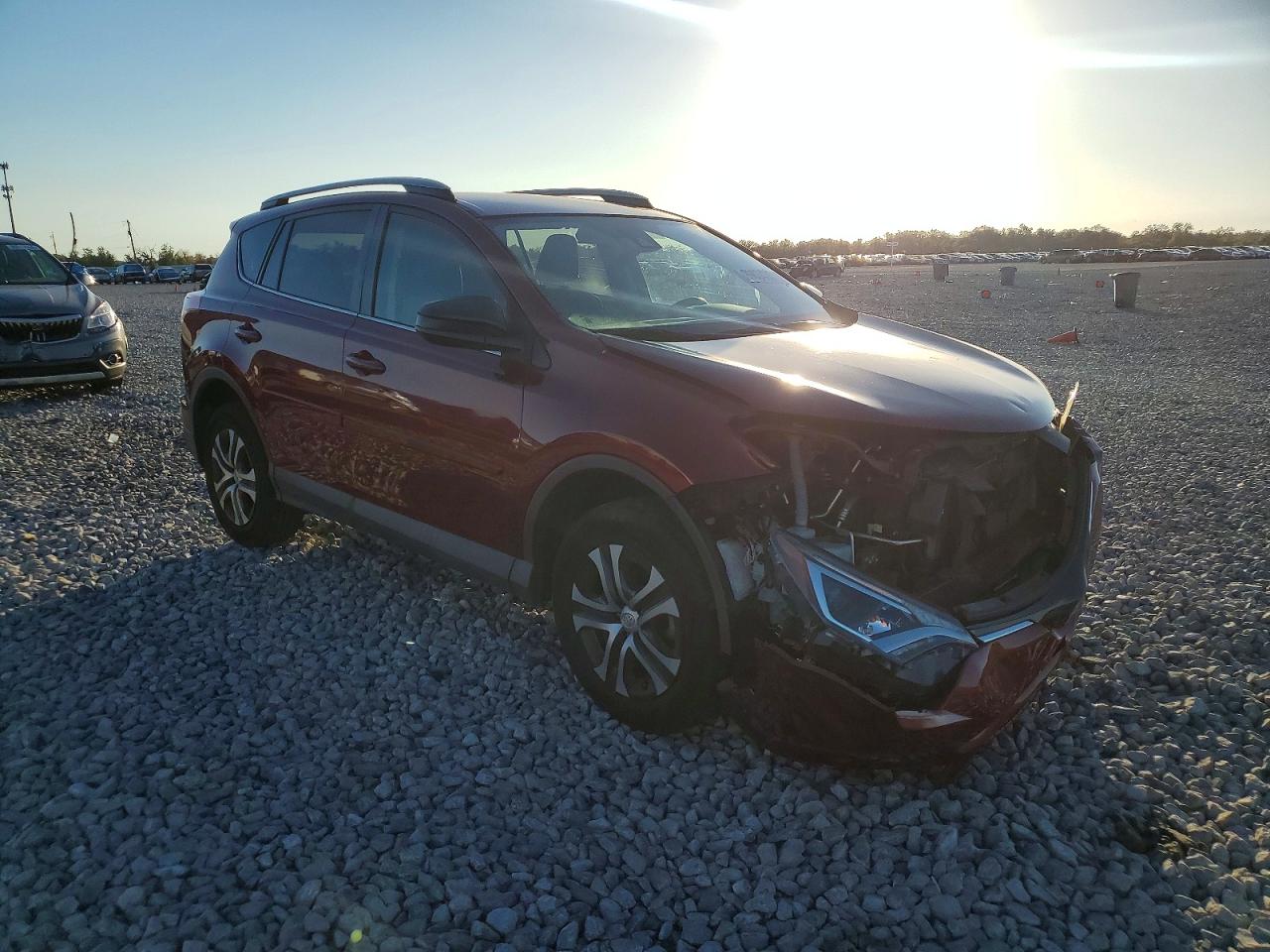 2018 TOYOTA RAV4 LE photo 7
