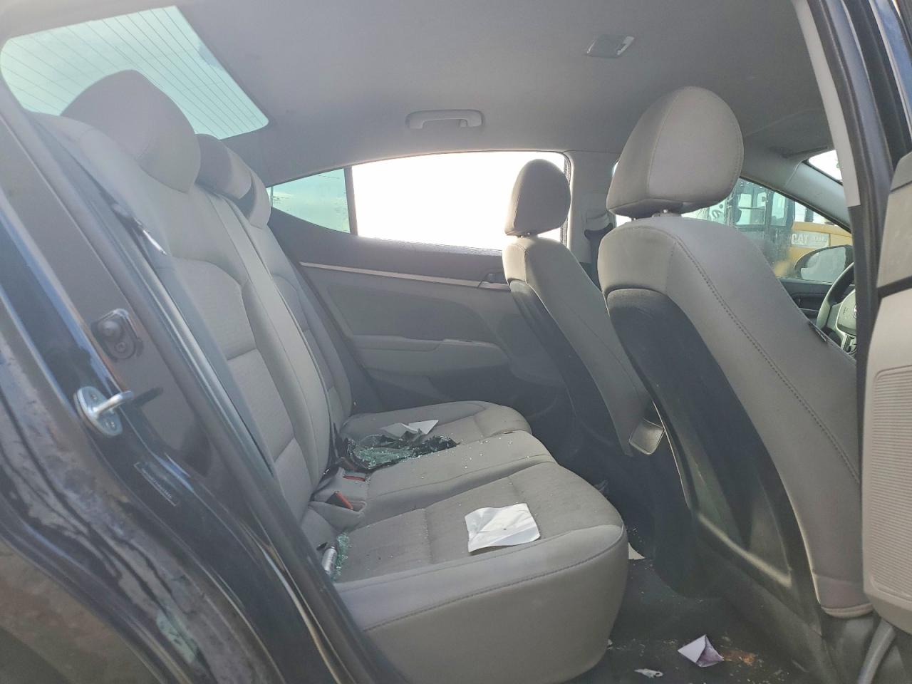 2017 HYUNDAI ELANTRA SE photo 10