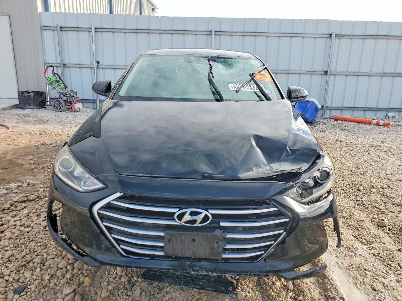 2017 HYUNDAI ELANTRA SE photo 5
