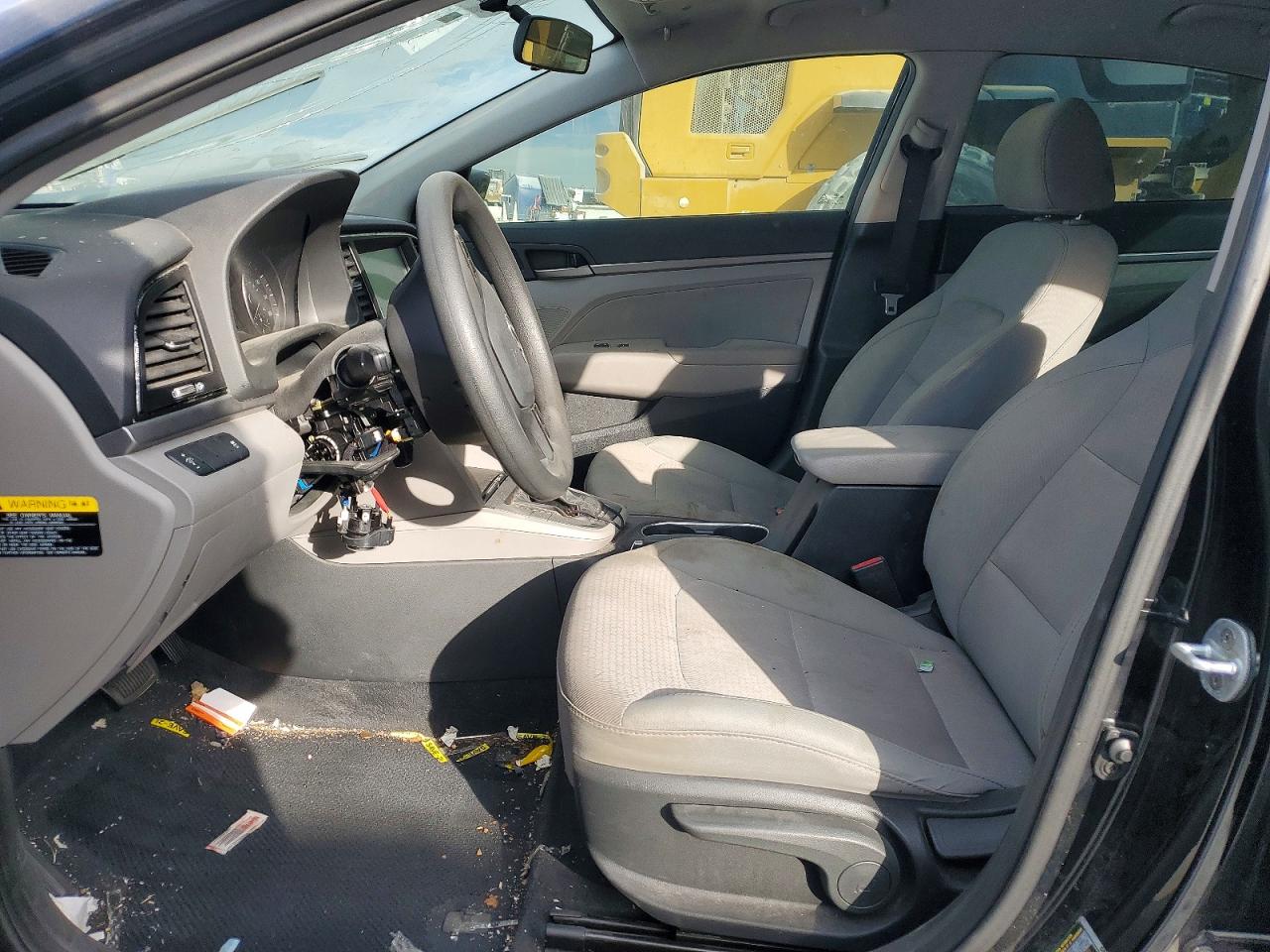 2017 HYUNDAI ELANTRA SE photo 7