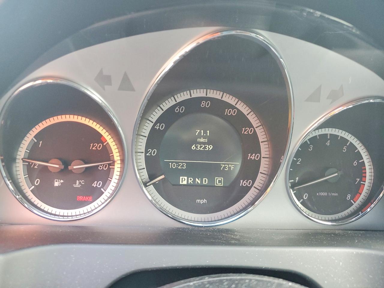 2010 MERCEDES-BENZ C 300 photo 9