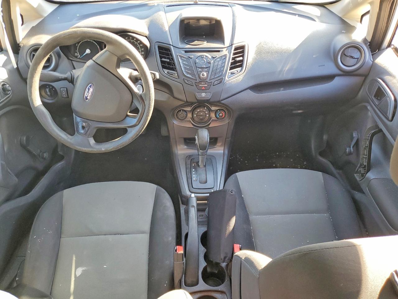 2016 FORD FIESTA S photo 8