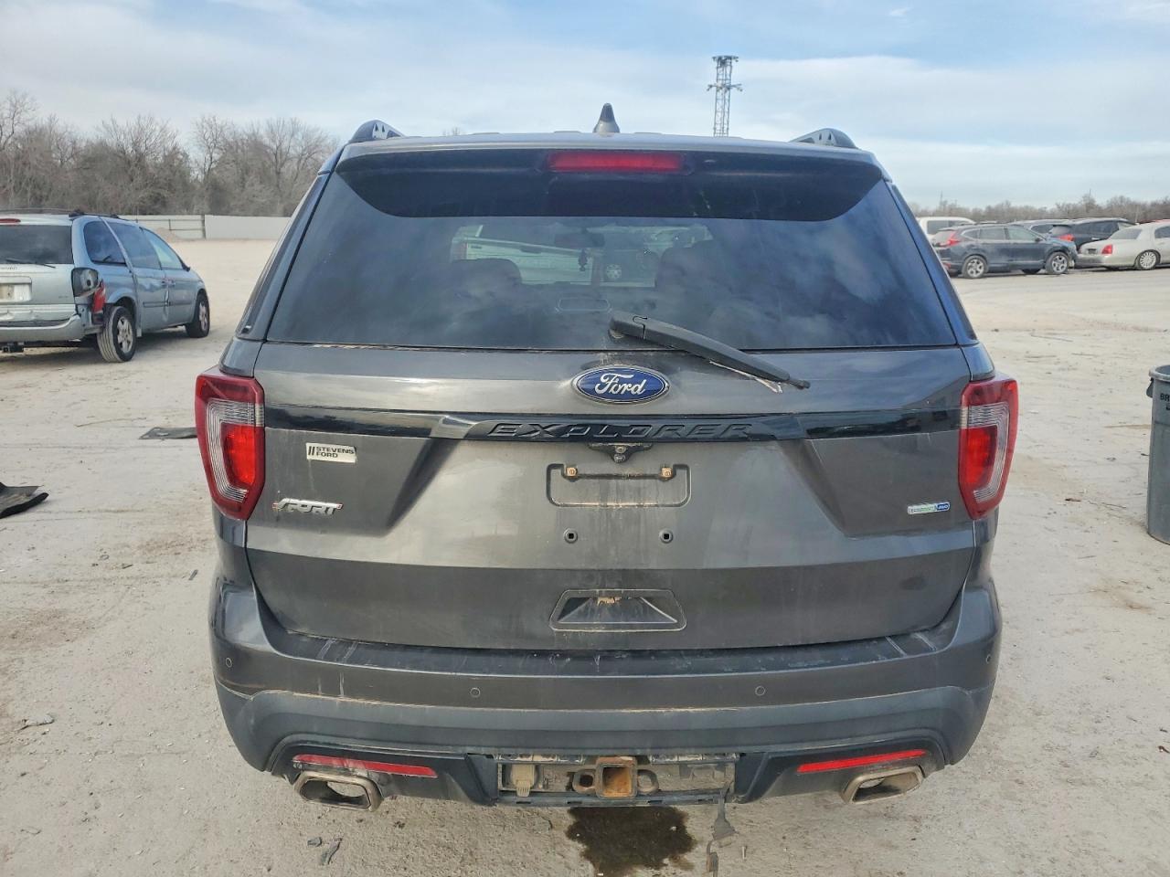 2017 FORD EXPLORER SPORT photo 6