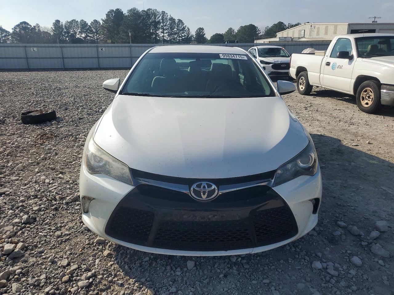 2015 TOYOTA CAMRY LE photo 5