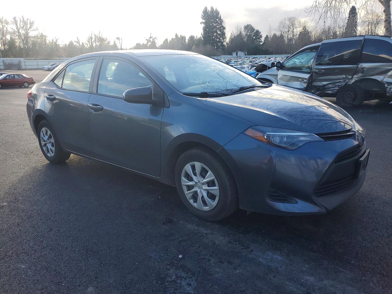 2018 TOYOTA COROLLA L photo 10
