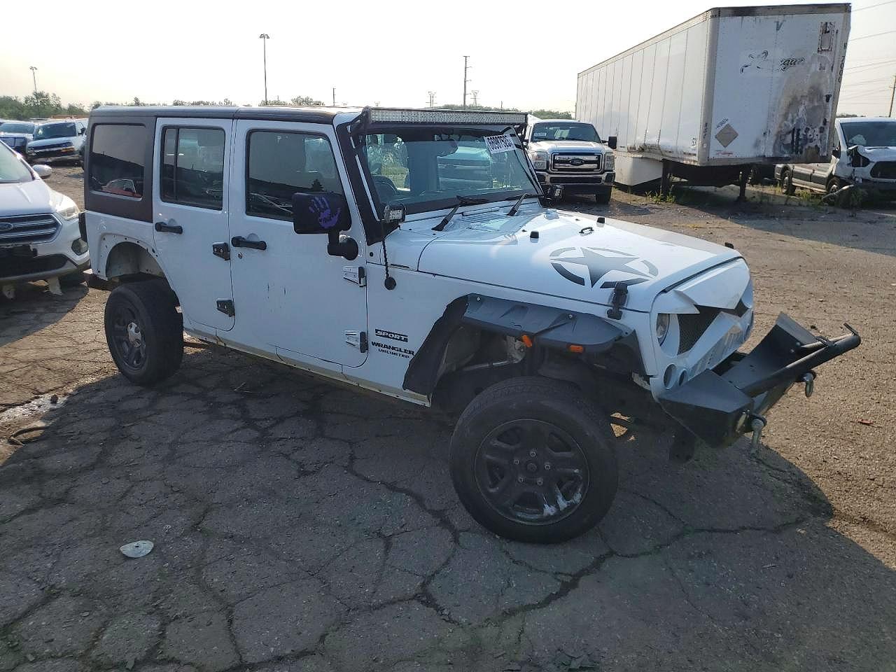 2016 JEEP WRANGLER UNLIMITED SPORT photo 4